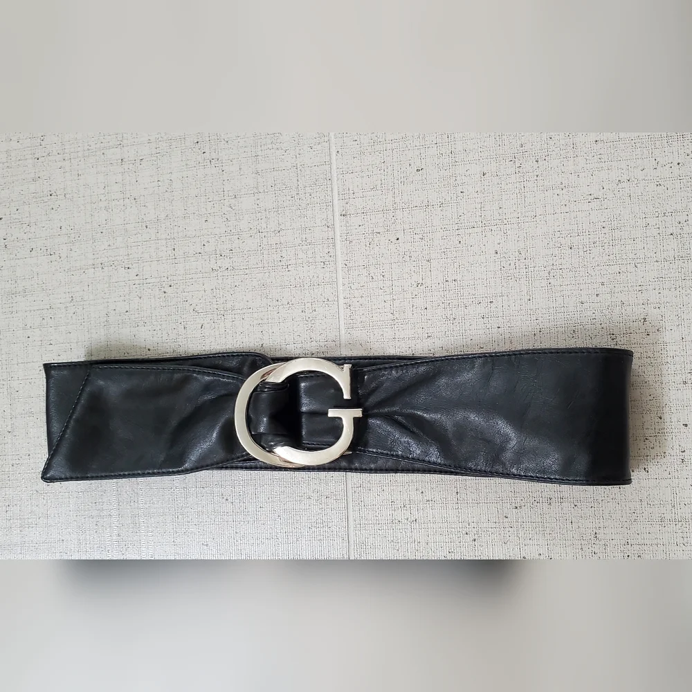 Soft Black Vegan Leather Sash Belt, Double Ring/Letter G Buckle, Medium, EUC